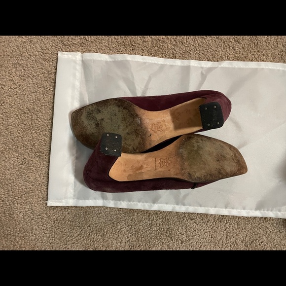 Woman’s size 7 block heels - Picture 7 of 7